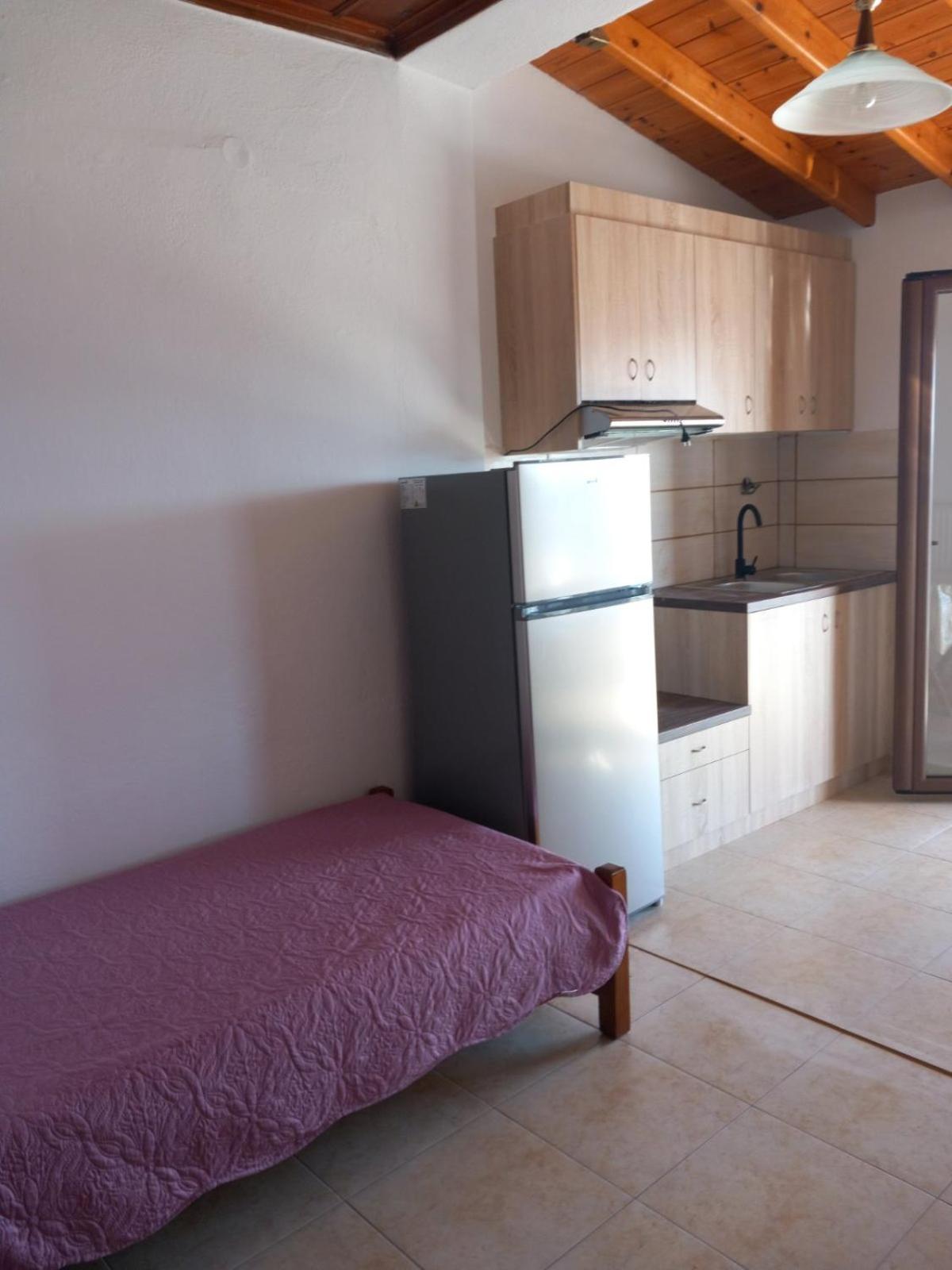 Katerinas Apartmens Skiathos Town Ngoại thất bức ảnh