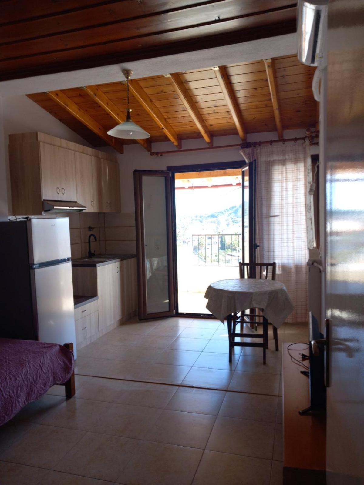 Katerinas Apartmens Skiathos Town Ngoại thất bức ảnh