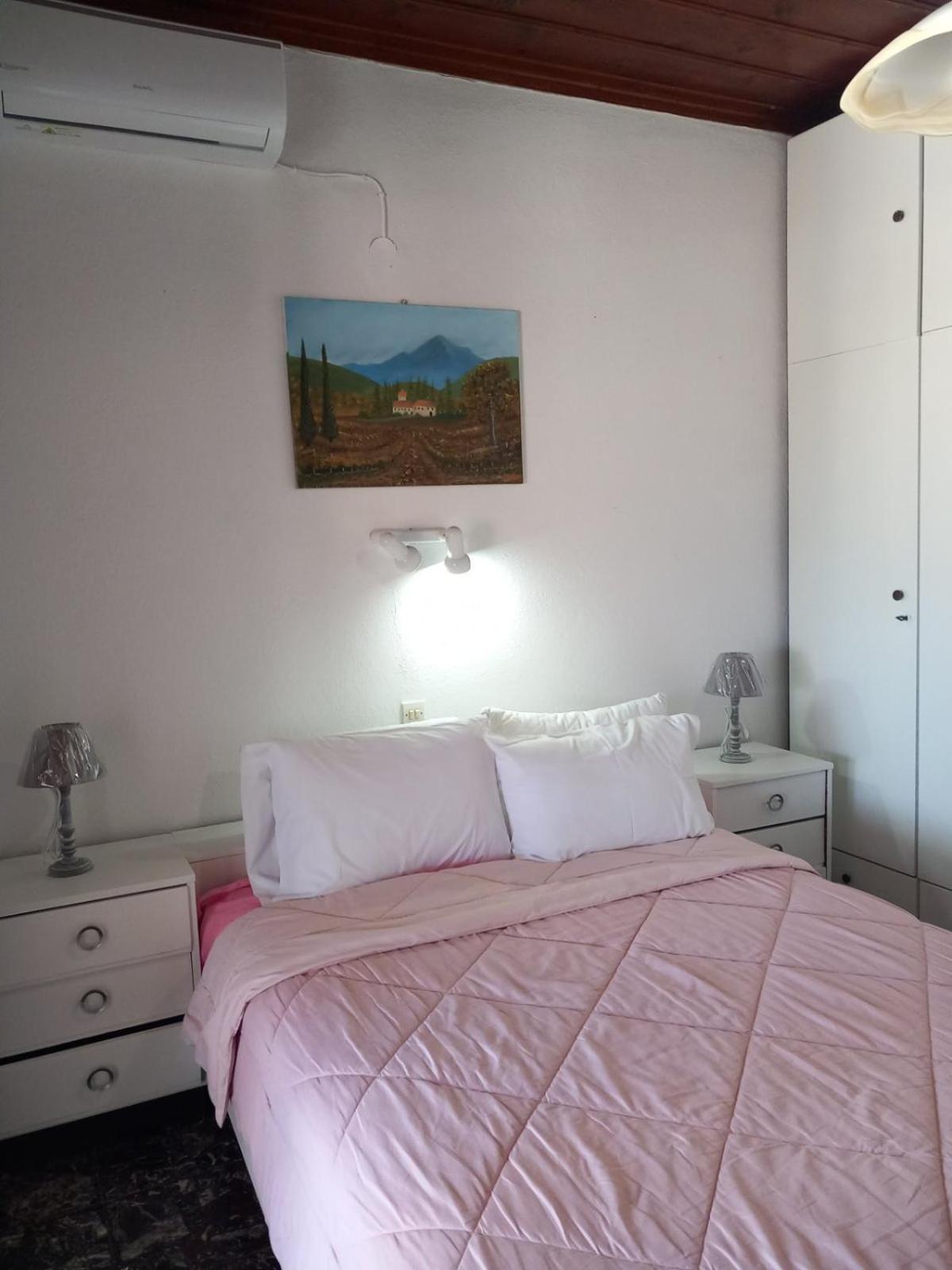 Katerinas Apartmens Skiathos Town Ngoại thất bức ảnh