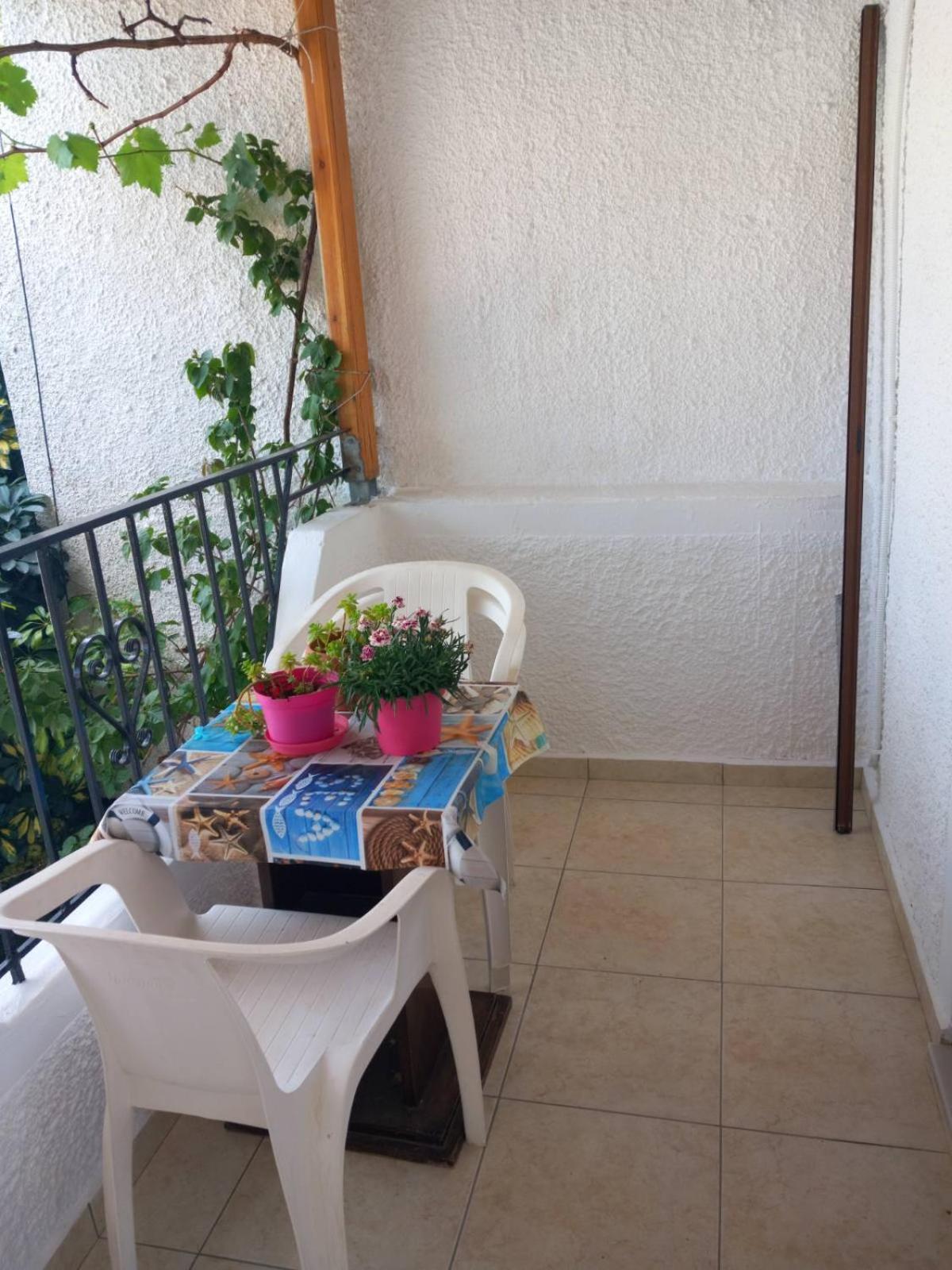 Katerinas Apartmens Skiathos Town Ngoại thất bức ảnh