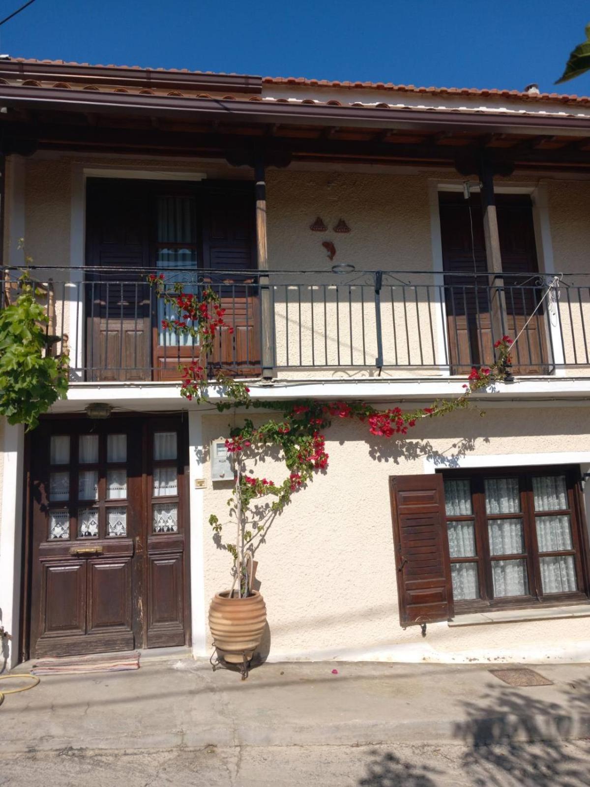 Katerinas Apartmens Skiathos Town Ngoại thất bức ảnh