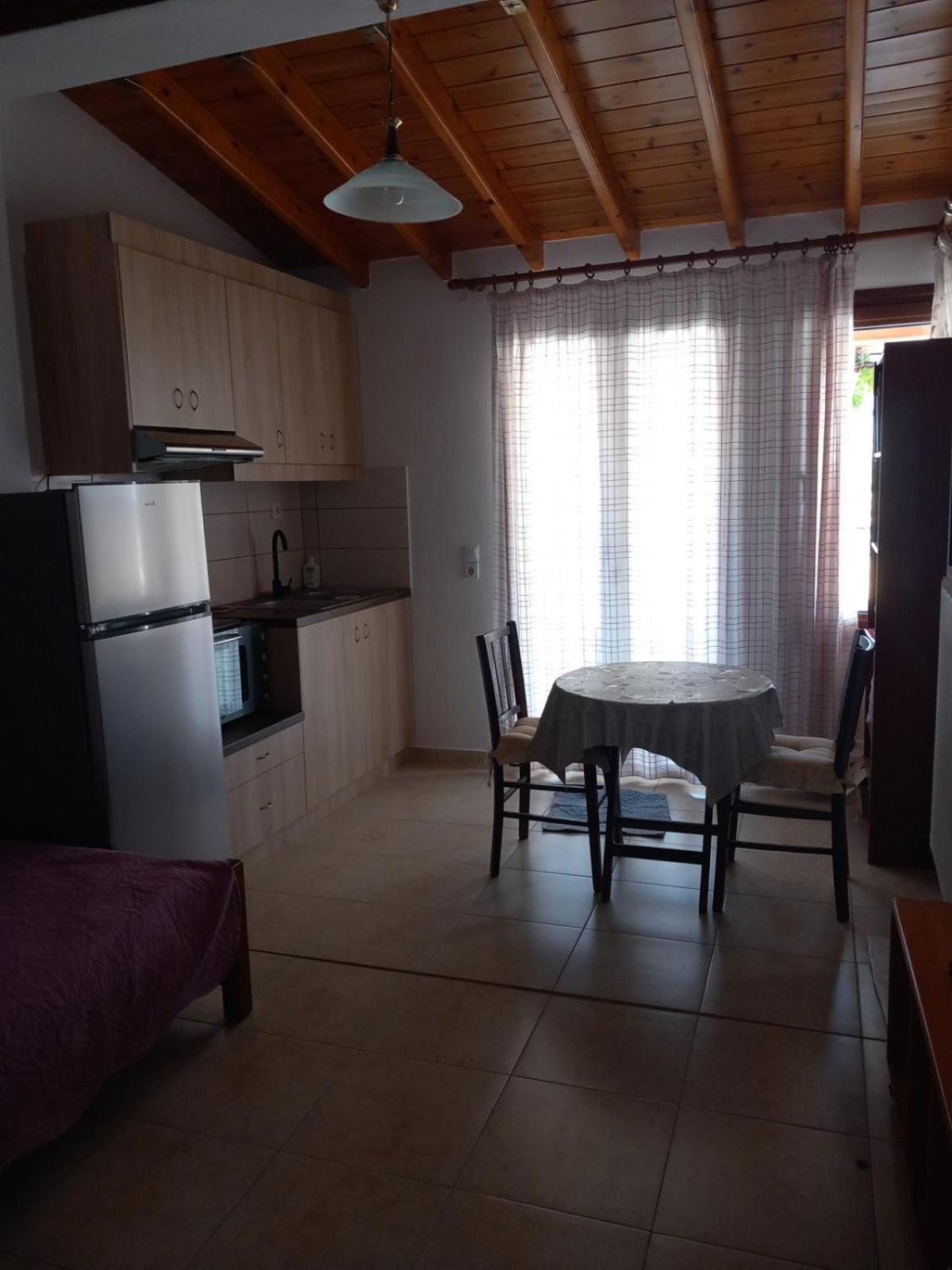 Katerinas Apartmens Skiathos Town Ngoại thất bức ảnh