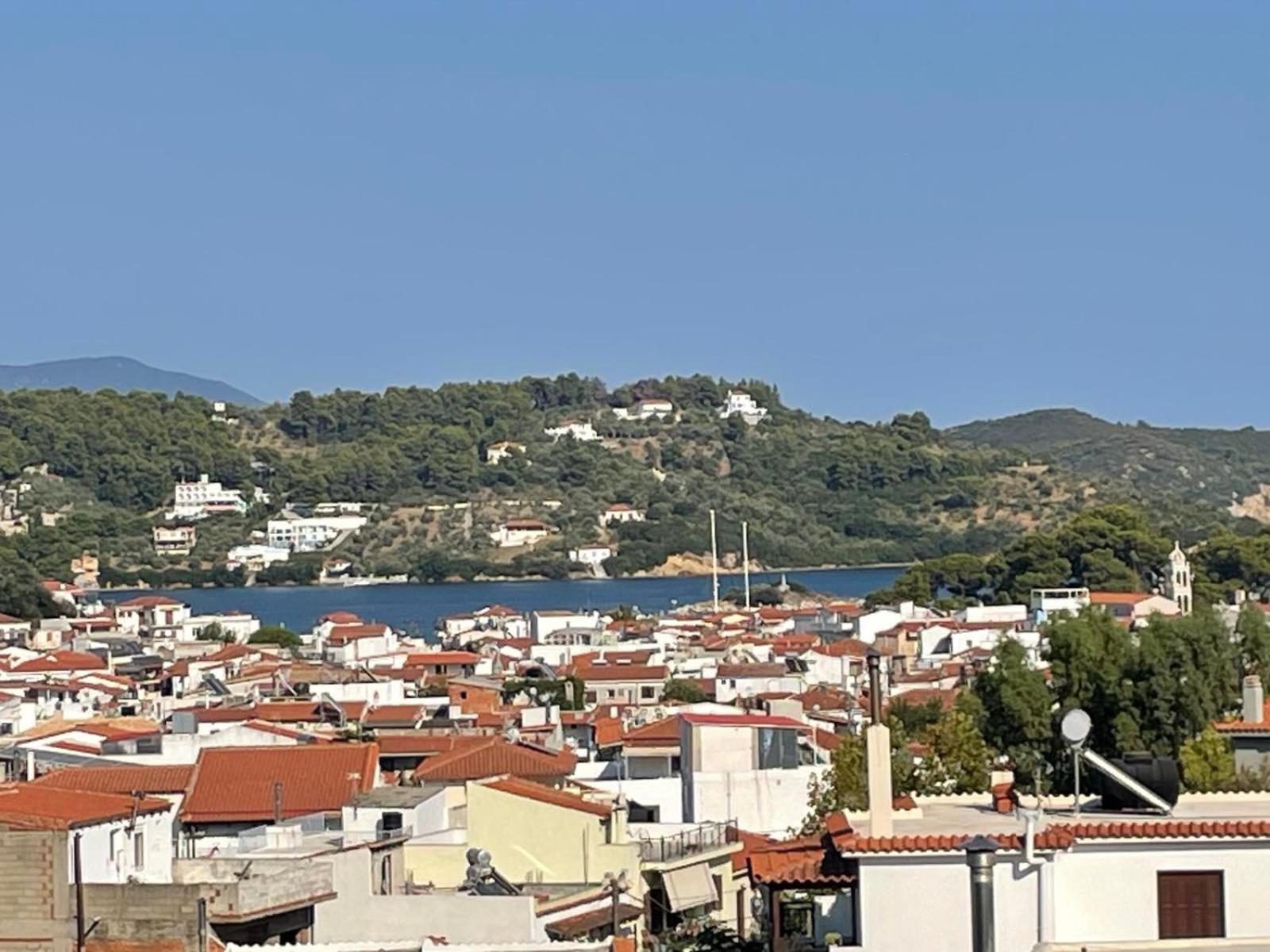 Katerinas Apartmens Skiathos Town Ngoại thất bức ảnh